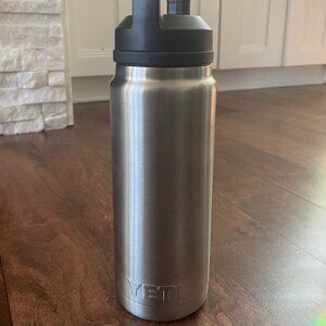 YETI Rambler® 26 oz (769 ml) Bottle w/Chug Lid, Stainless Steel